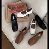 kamames Head Single Shoes Women's 2024 Spring New French Vintage Grandma Shoes Chain Buttons V Mouth Women's Shoes Shallow Bean Shoes