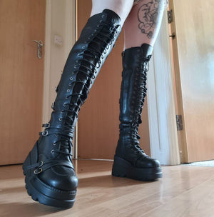 kamames Design Big Size 43 Shoelaces Cosplay Motorcycles Boots Buckles Platform Wedges High Heels Thigh High Boots Women Shoes