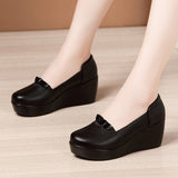 kamames Head, Soft Soles, Middle-Aged, Middle-Aged, Single Shoes, Women's Waterproof Table, Thick Soles, Medium Heels, Large Slope Heels, Women's Shoes.