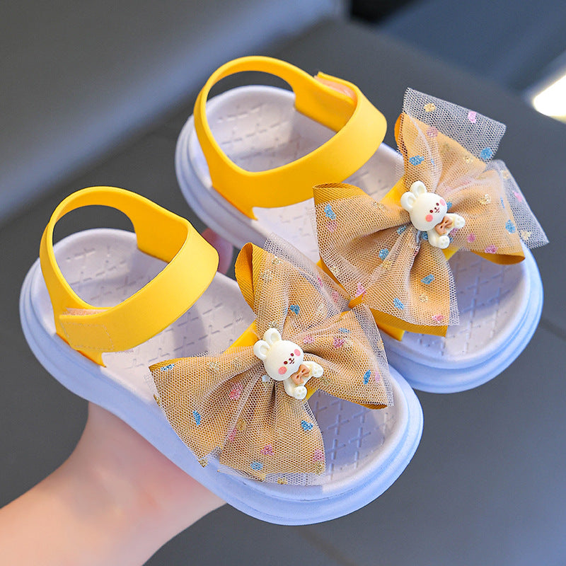 KAMAMES Girls' Sandals Summer  New Fashionable Stylish Children's Soft Soled Princess Shoes Children's Non-Slip Girls' Beach Shoes
