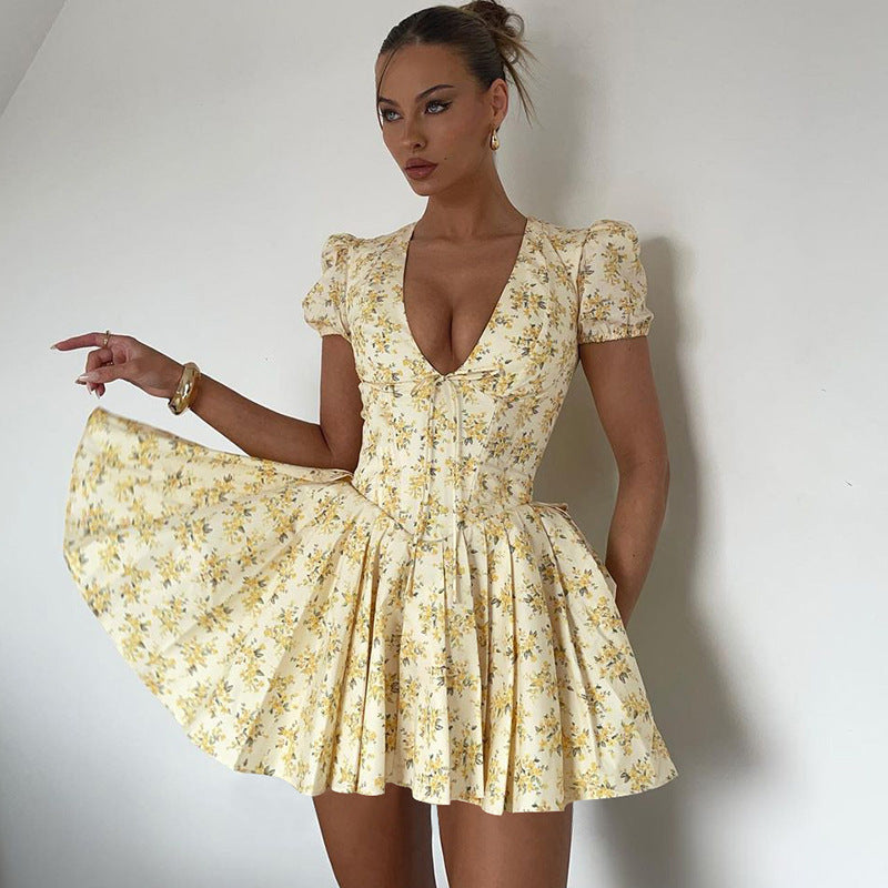 KAMAMES 2025 sweet style spring new sexy deep V thin waist short sleeve medium pleated floral dress female hair