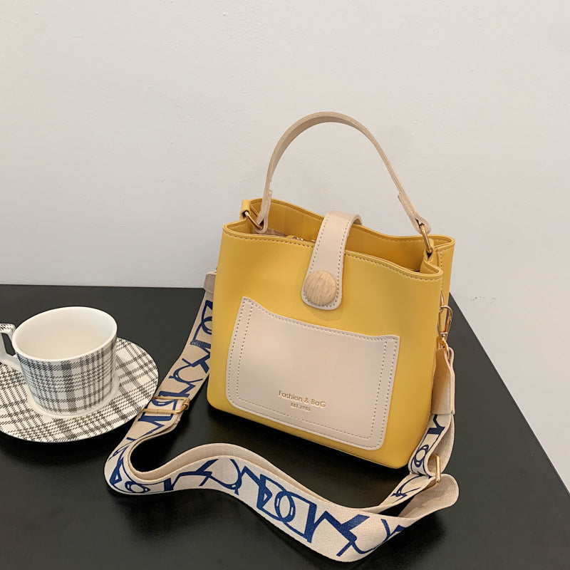 KAMAMES Bag Women's Bag  New Bucket Bag Simple Fashion Color Contrast Large Capacity Crossbody Handbag
