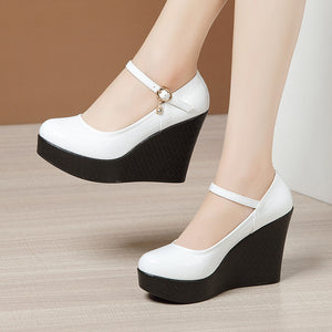 kamames Heel High Heel Buckle Spring Single Shoes 2023 New Thick-Soled Waterproof Platform Walking Shoes Lacquered Leather Shallow-Mouth Work Shoes