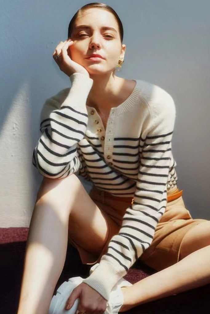 kamames Crew Neck Button-Front Striped Sweater