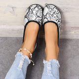 kamames New Ladies Loafers Fashion Women Shoes Retro Round Toe Snake Pattern Light Slip on Flat Casual Shoes Outdoor Walking Shoes