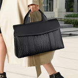 2025 Tote bag  shoulder Korean version of fashion simple large capacity shoulder bag Internet celebrity same Boston handbag