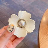Sweet Flower Shape Hair Clips for Women Girls Hair Claw Chic Barrettes Claw Crab Hairpins Styling Bohemia Hair Accessories Gift