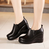 kamames Women's Shoes With Velvet, Thick Soles, Waterproof Table, Deep Slope Heels, Simple, Fashionable Overshoes, High Heels.
