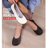 kamames Wind Round-Headed Witch Shoes In Spring, The New Shallow-Mouth Single Shoes Have A Flat-Bottomed Casual Large-Size Grandma Shoes.