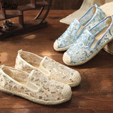 kamames New Lace Mesh Crystal Butterfly Loafers Women Luxury Pearl Moccasins Ladies Summer Walking Shoes Fashion Ballet Flats