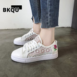 kamames Women Shoes 2022 Fashion Summer Casual Ladies Shoes Cutouts Lace Canvas Hollow Breathable Platform Flat Shoes Woman Sneakers