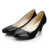 kamames The Spring And Autumn Of 2024, The New Round-Headed Women's Shoes, Large-Size Single Shoes, Thick Heels, Mother Shoes, Etiquette, Professional Work Shoes Are In Stock.