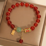 1pc Exquisite Lucky Red Agate Beaded Charm Bracelet - Retro Synthetic Gemstone Jewelry for Women Men, Perfect Gift for Boyfriend Girlfriend Best Friend, Family and Friendships - Unique Niche Accessory for Any Occasion