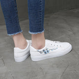 kamames kamames White Shoes Female 2023 Autumn New Flat Board Shoes Web Celebrity Casual Anti-Slip Students Embroidered Sports Single Shoes
