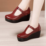 kamames Leather, Soft Soles, Round Head Muffins, Thick Soles, Waterproof Table Shoes, Women's Large Size Anti-Skid Comfortable Middle-Aged Slope Heel Mother Shoes