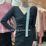 2025 popular autumn new temperament V-neck scarf bottoming shirt long-sleeved knitted sweater women's top women's 25F52