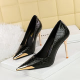 2025 3739-21  retro high heels, thin heels, shallow mouth metal pointed burst pattern women's shoes, banquet high heels, single shoes