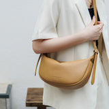 2025 Crossbody bag Internet celebrity fashion simple armpit bag trend versatile large capacity dumpling bag niche high sense shoulder bag