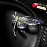 2025 Personality temperament jacket cardigan pin fashion versatile autumn and winter clothing accessories high-end elegant temperament dragonfly brooch