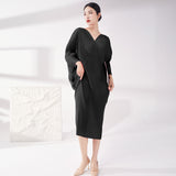 2025 large size women's skirt women's summer dress bat sleeve high sense 2025 Popular trade temperament pleated skirt
