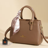 2025 Bag Autumn Women's popular New High-end Fashion Handbag Versatile Commuter Shoulder Bag Textured Crossbody Women's Bag