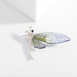 2025 Personality temperament jacket cardigan pin fashion versatile autumn and winter clothing accessories high-end elegant temperament dragonfly brooch