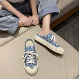 kamames Hyuna Same Style Biscuit Shape Shoes Women's  Summer New Slip-on Lazy Semi Slipper Raise the Bottom Canvas Shoes Wholesale