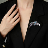 2025 popular new light luxury clothing women's high-end pearl corsage multi-functional anti-light pin design sense whale brooch