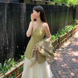 2025 popular autumn new  romantic new Chinese neck sleeveless knitted sweater women's sweater 25074