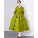 Popularan court style dress women's design sense fringed V-neck slim long heavy industry pleated horn sleeve dress women