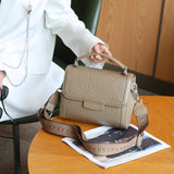 women's bags, genuine leather portable small square bags, fashionable atmosphere, first layer cowhide bubble pattern messenger shoulder bag tide 5567