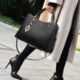 2025 Handbag Simple and fashionable large-capacity women's bag New versatile temperament mother bag Premium commuter shoulder bag