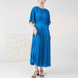 2025 Pleated dress women's spring and summer new high-end  loose long lace-up drape holiday skirt