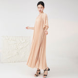 2025 Pleated dress women's spring and summer new high-end  loose long lace-up drape holiday skirt