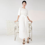 2025 Pleated dress women's spring and summer new high-end  loose long lace-up drape holiday skirt
