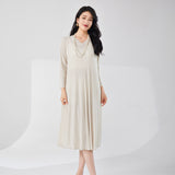 2025 summer mom dress women's high-end Popular style v-neck loose large size middle-aged elegant medium and long dress