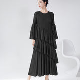 2025 Hot trade dress women's spring and summer high-end round neck horn sleeve cake skirt fashion temperament elegant pleated dress skirt