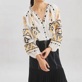 2025 25 early spring new  niche pastoral retro cotton and linen embroidered lantern sleeve doll shirt round neck pullover shirt women