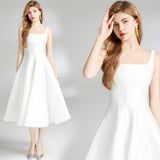 The real shot is in stock, and the new women's clothing is waist-closed and thin, small dress, suspender dress.