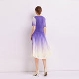 popular summer new product temperament round neck short sleeve printed dress waist pleated skirt