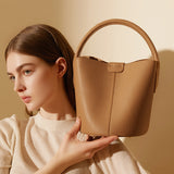 KAMAMES 2025 popular new bag commuter women's bag messenger bag spring and summer high-end leather vegetable basket portable messenger bucket bag