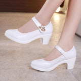 kamames 2023 Comfortable Medium-Heeled Round Head Large Size 40-43 Middle-Aged Leather Shoes Catwalk Cheongsam Single Shoes