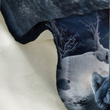 1PC Fashion Fantasy Wild Animal Snow Wolf Flannel Blanket Throw Blanket, Warm Cozy Soft Blanket For Couch Bed Sofa Office Camping