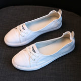 kamames New PU White Shoes Women Casual Flats Heart Fashion Ladies Spring Shoes Students Breathable designer Black Sneakers