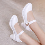 kamames 2023 Comfortable Medium-Heeled Round Head Large Size 40-43 Middle-Aged Leather Shoes Catwalk Cheongsam Single Shoes