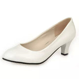 kamames The Spring And Autumn Of 2024, The New Round-Headed Women's Shoes, Large-Size Single Shoes, Thick Heels, Mother Shoes, Etiquette, Professional Work Shoes Are In Stock.