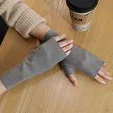 Simple Solid Color Fingerless Gloves, Short Elastic Self-heating Gloves, Winter Thin Warm Gloves For Women