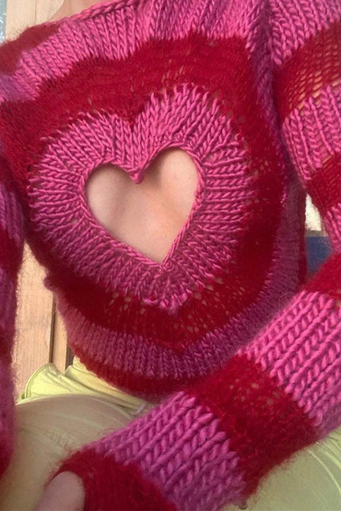 kamames Contrast Color Heart Pattern Cut-out Sweater